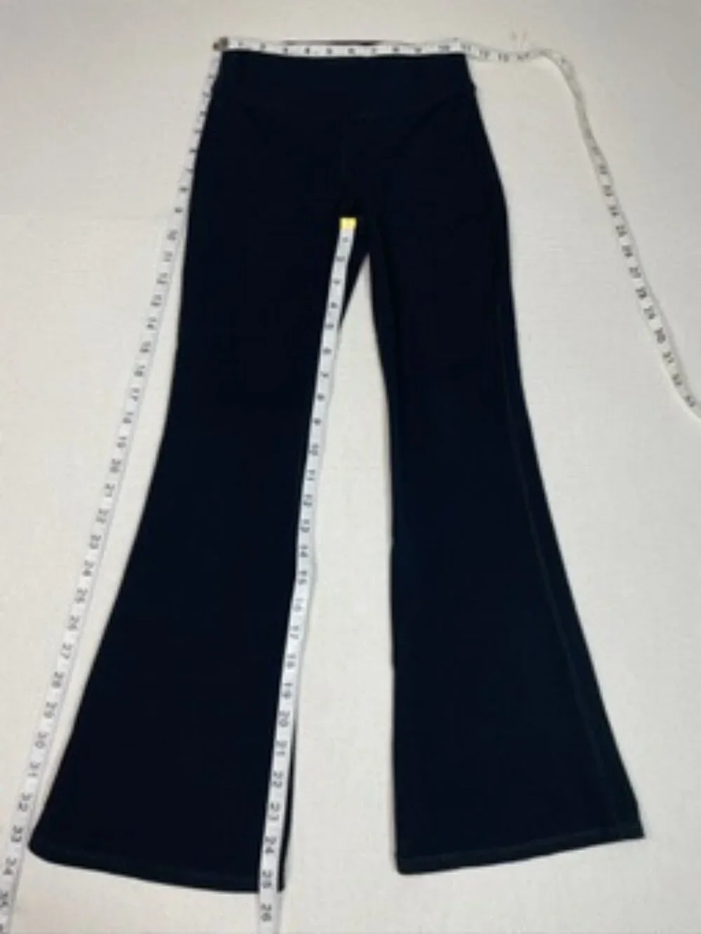 Old Navy Active Go-Dry Flare Leggings Girls Black Yoga Pants Size L 10-12